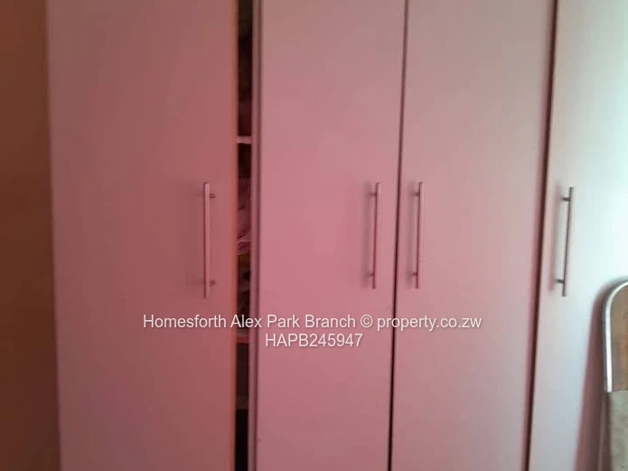 Rockview Ruwa Stand With a Cottage On Sale