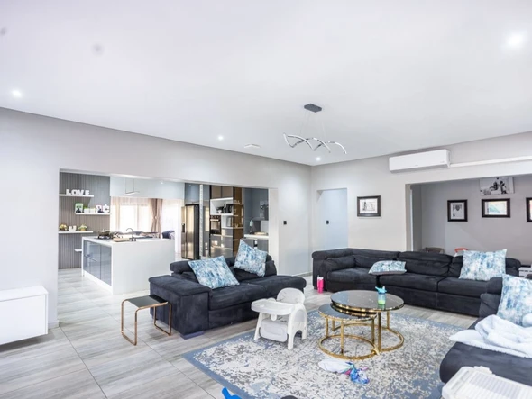 4 Bedroom House