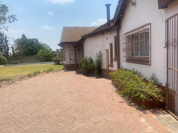 5 Bedroom House
