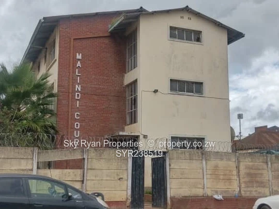 bedsitter in Avenues for sale 