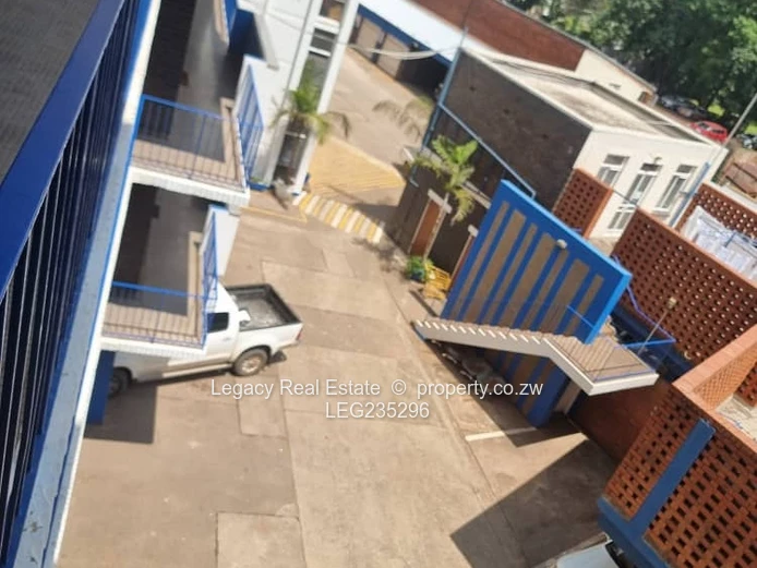 Northworld Flat To Let