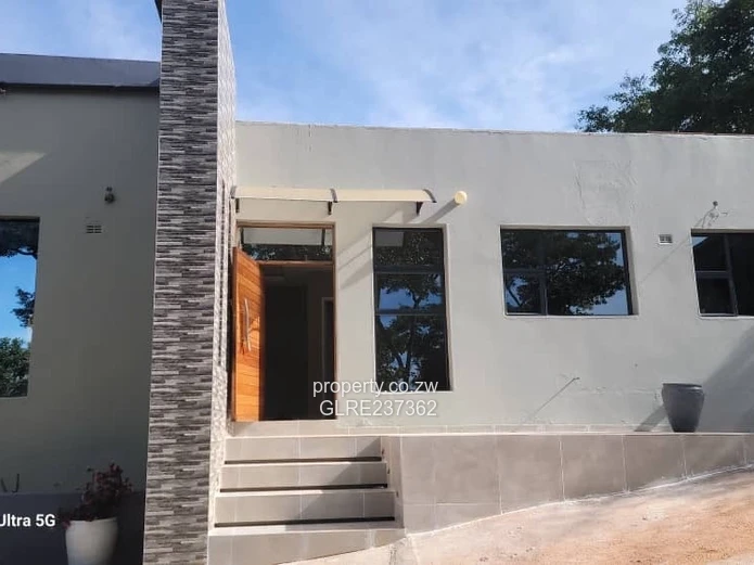 Borrowdale Carrick Creagh Estate 3 Bed Cottage