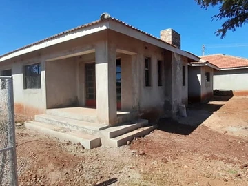 4-Bedroom Family Home in  Borrowdale - Hatcliffe, Harare!