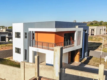 4 Bedroom House