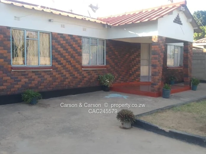 Red-Brick 6-Bed Family Home with Garden & Verandah