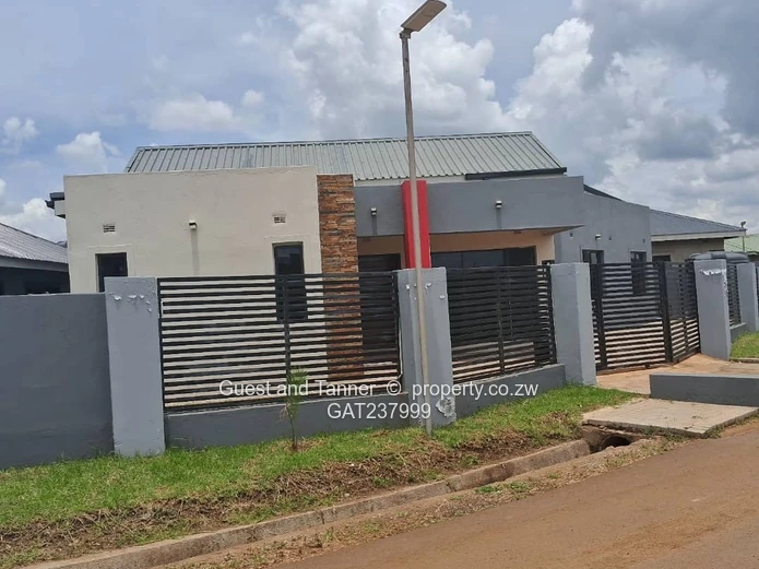 Rainham Park Modern Starter Home for Sale - 3 Bedroom House