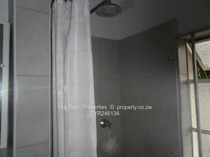 Marlborough Garden Flat For Sale