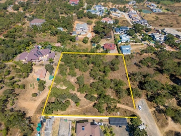 Stands & Residential Land