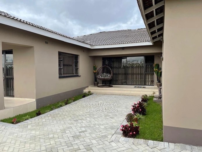 *_Westgate Sandton 5 Bedroomed House For Sale