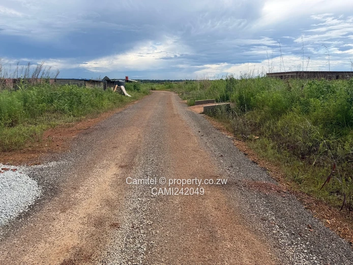 Nyeredzi Ridge 500sqm with deeds at slab level with 4 beds