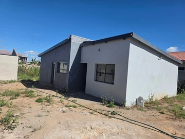 7 Unit Townhouse Complex