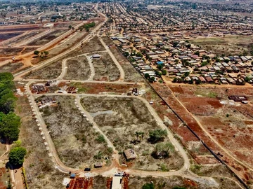 Stands & Residential Land