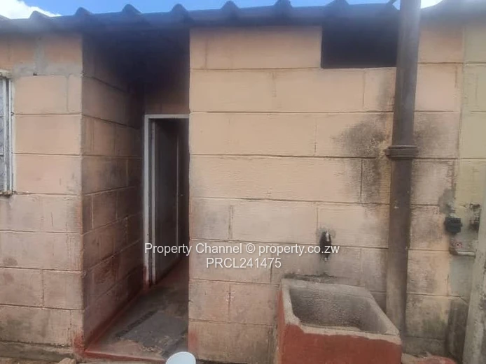 Core House in New Mabvuku, Harare South -  Council Cession no Deeds