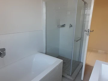 3 Bedroom Garden Flat