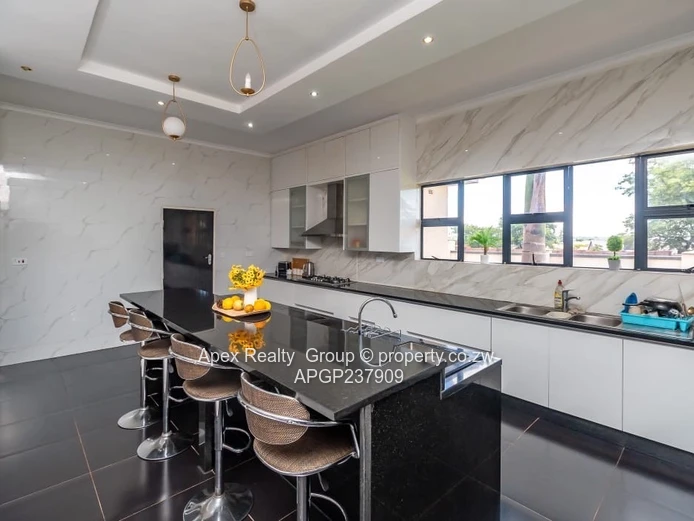 Gletwyn House For Sale