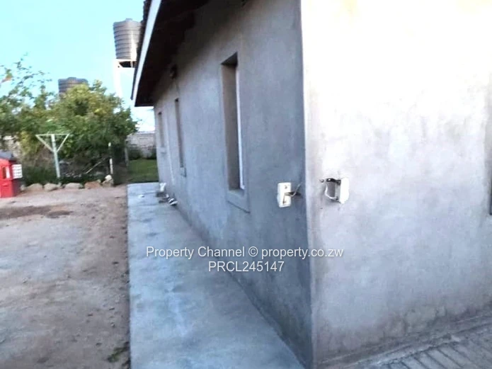 Prime Rockview  Park House FOR Sale!