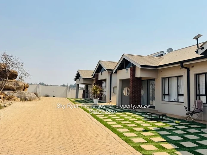 FOR SALE: 4x CLUSTERS IN ONE COMPLEX | MANRESA, MORDEN