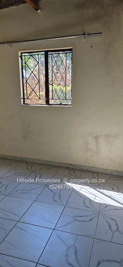 1 bed cottage plus kitchen and Seating room. 3 room interlinked  (Sole Mandate)