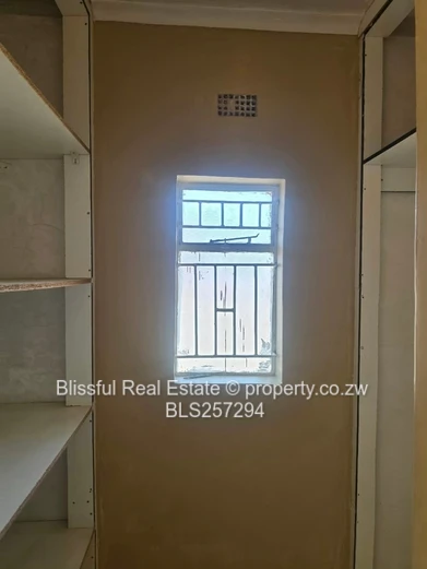 3 Bedroom house for rent in Zimre park