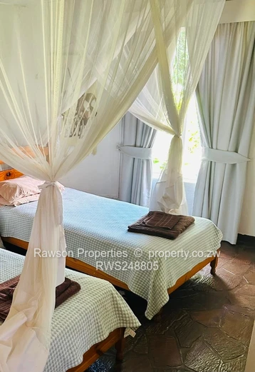 Luxury Holiday Home on Kariba Lakefront
