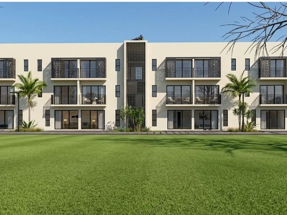 2 Bedroom Flat & Apartment