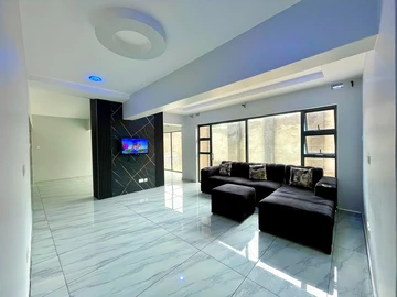 3 Bedroom Garden Flat