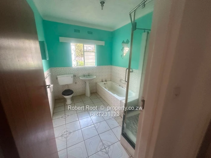 Neat 4 bed home in Borrowdale