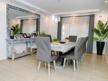 6 Bedroom House