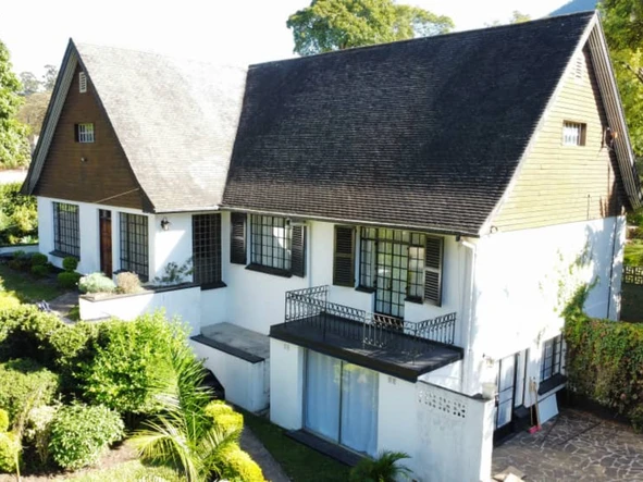 Spacious Family Home with Granny Flat & Staff Quarters on Expansive 3,450m² Plot – Prime Murambi