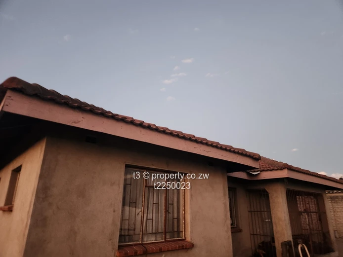 Residential Stand with Cottage for Sale in Sunway City, Harare East