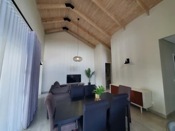 3 Bedroom Flat & Apartment