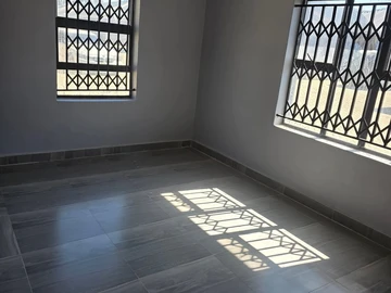 3 Bedroom Garden Flat