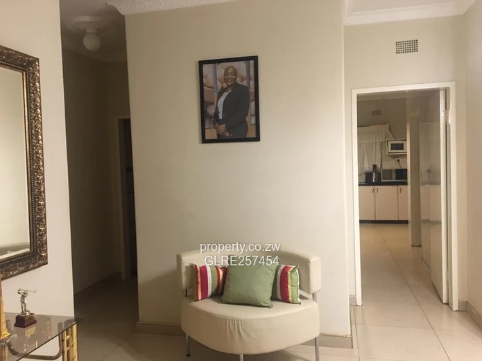 Alexandra Park - 4BR Family Home, Pool & Borehole