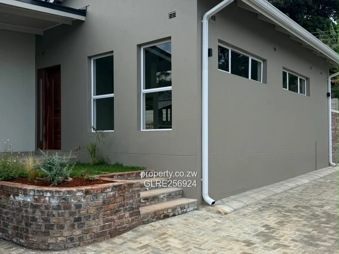 Modern 3-Bed Flat in Borrowdale with Verandah & Solar