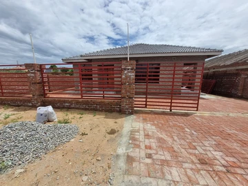 Spacious 4-Bedroom Home for Sale in Mabvazuva, Ruwa!