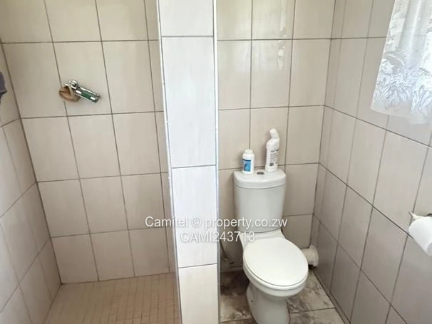 Vainona 4-Bed Home with Spacious Walled Yard & Borehole