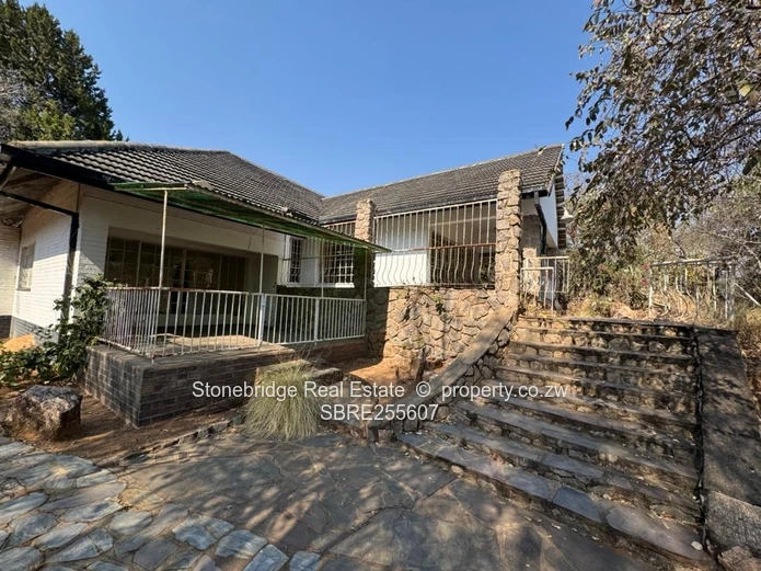 5 Bedroomed House in Burnside For Sale