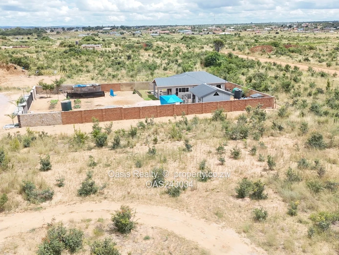 Harare South Stand For Sale  (Huntersville)