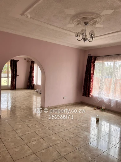 Waterfalls Uplands Mainhouse to Let