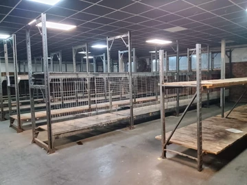 Warehouse & Factory