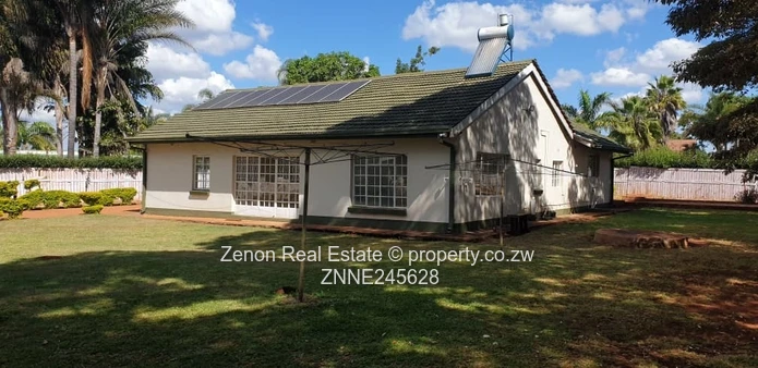 3 Bedroomed House For Sale In Borrowdale Philadelphia