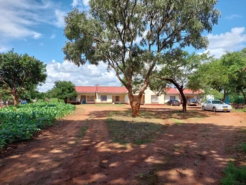 3 Bedroom Flat & Apartment