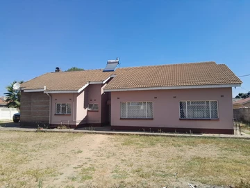 5 Bedroom House
