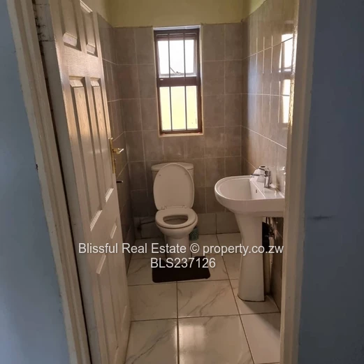 Neat Family House  (Sole Mandate)