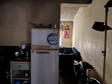 2 Bedroom Flat & Apartment