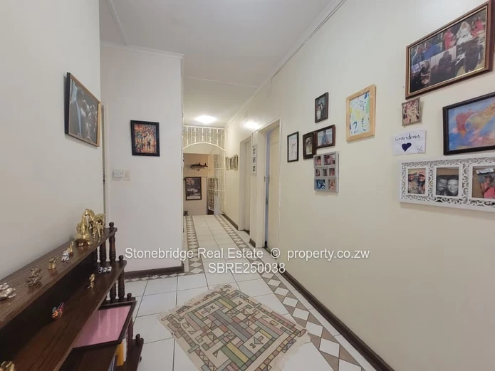Beautiful 4 Bedroomed House in Hillside for sale