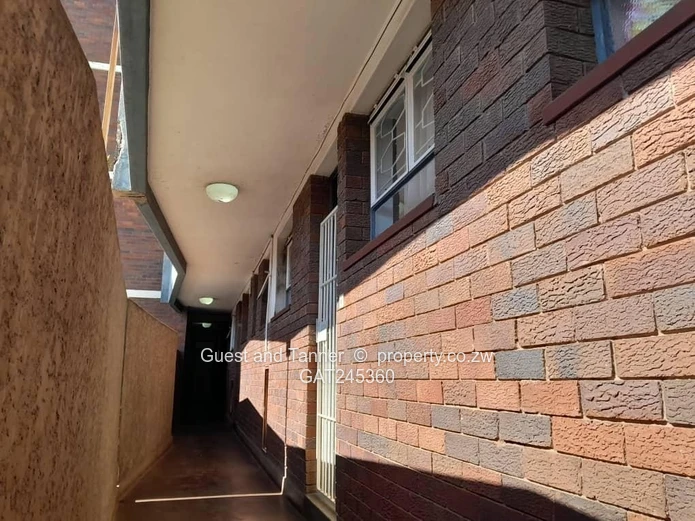 1 Bedroom Flat/Apartment to Rent in Avenues