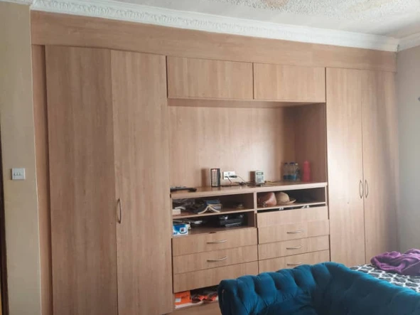 Stands & Residential Land