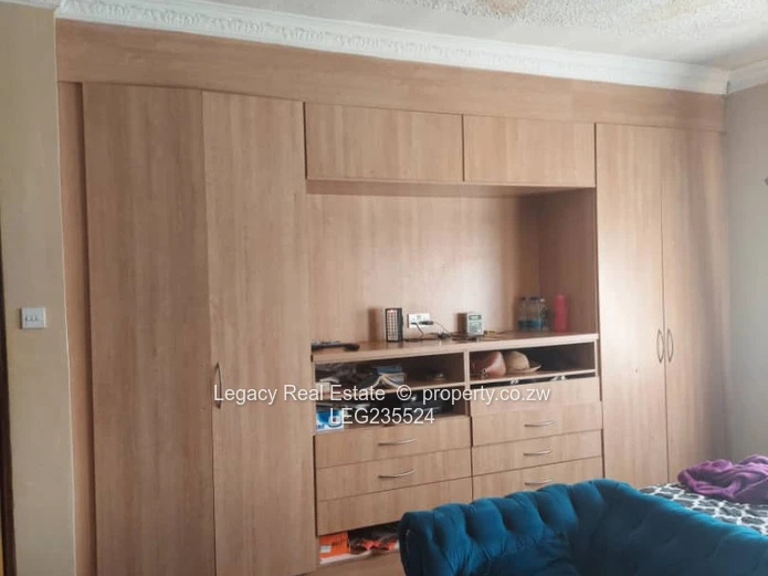 Own a Hilltop Estate! 3.12ha with Panoramic Views & Cottage