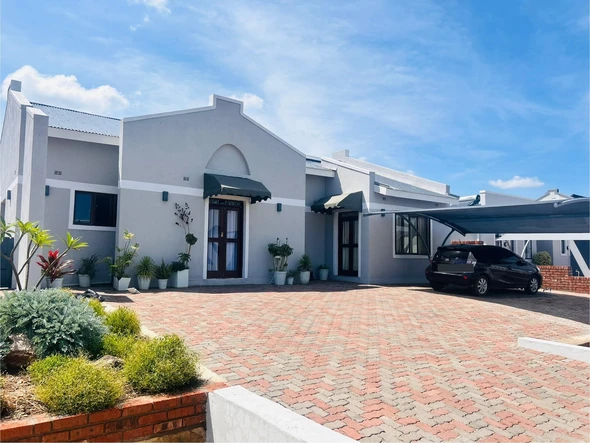 3 Bedroom Garden Flat